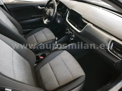 KIA STONIC CONCEPT 1.2 DPI