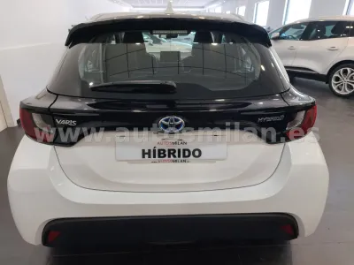 TOYOTA YARIS BUSINESS PLUS 1.5 120H
